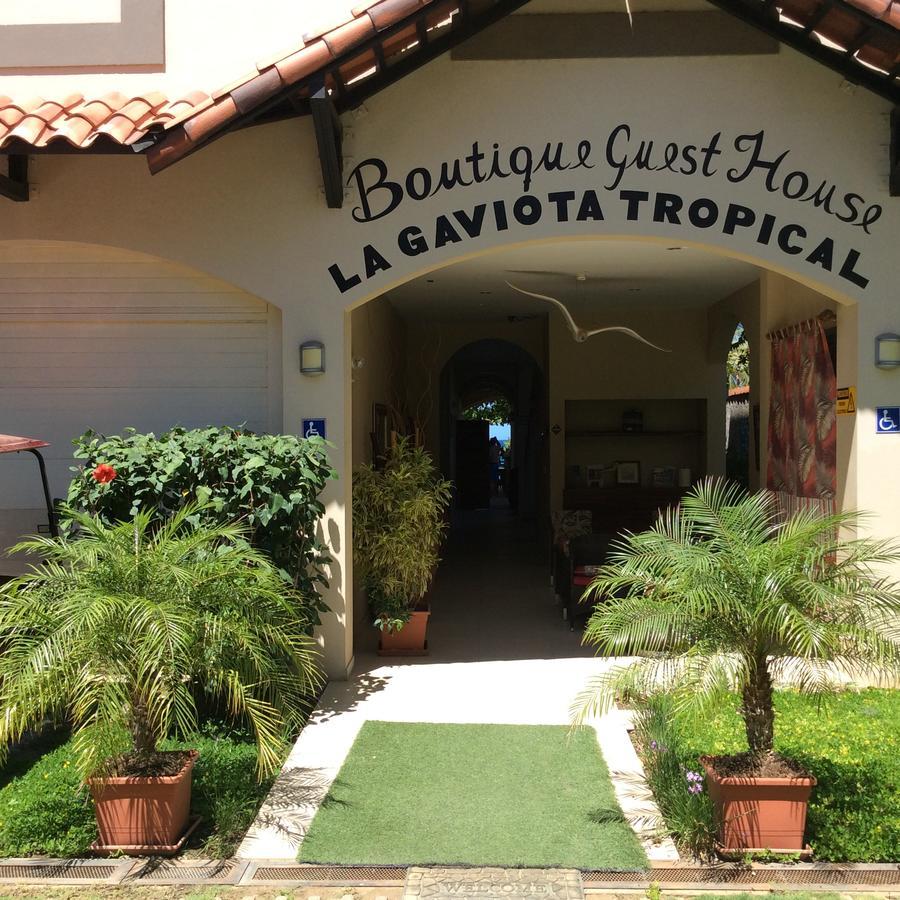 Hotel La Gaviota Tropical Playa Hermosa  Bagian luar foto
